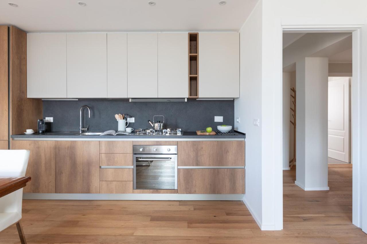רומא Top Floor Apt With Rooftop Terrace Near St. Peter מראה חיצוני תמונה
