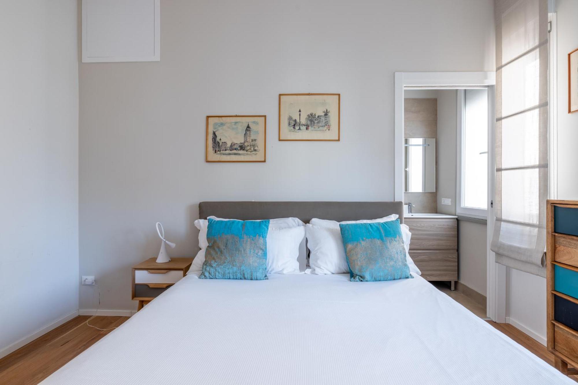 רומא Top Floor Apt With Rooftop Terrace Near St. Peter מראה חיצוני תמונה